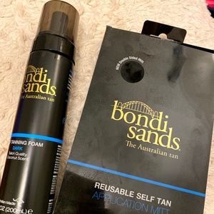 Tanning foam (dark) with reusable application mitt